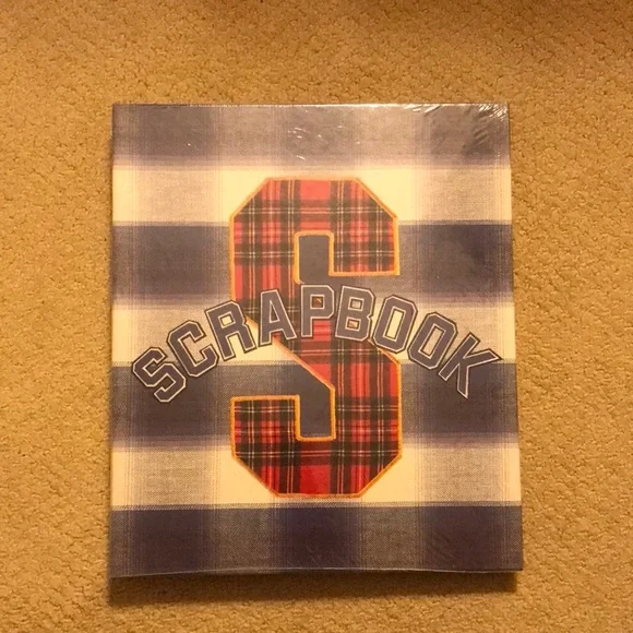 College Themed Scrapbook - Picture 1 of 4